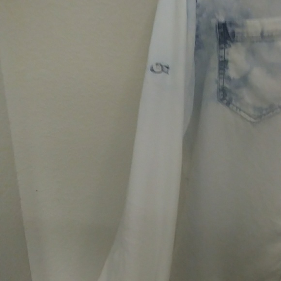 Thread & Supply Acid Wash Chambray Shirt - Picture 5 of 8